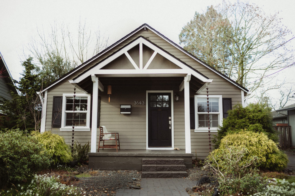 Exterior Bungalow Divider Wall